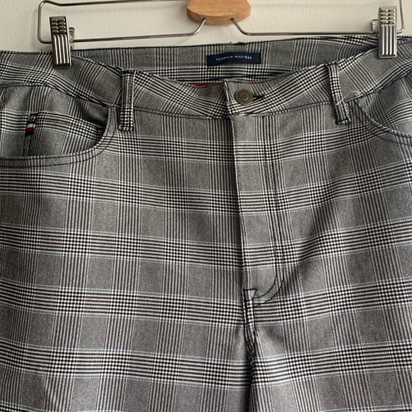 Tommy Hilfiger Size 14 Plaid Legging Dress Pants - Picture 1 of 5